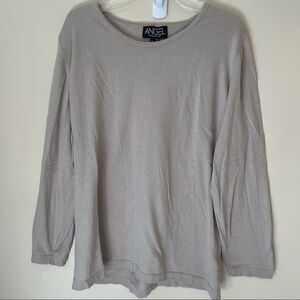 Angel | Top| Nice basic piece| neutral cream| long sleeve| XL|made in Turkey
